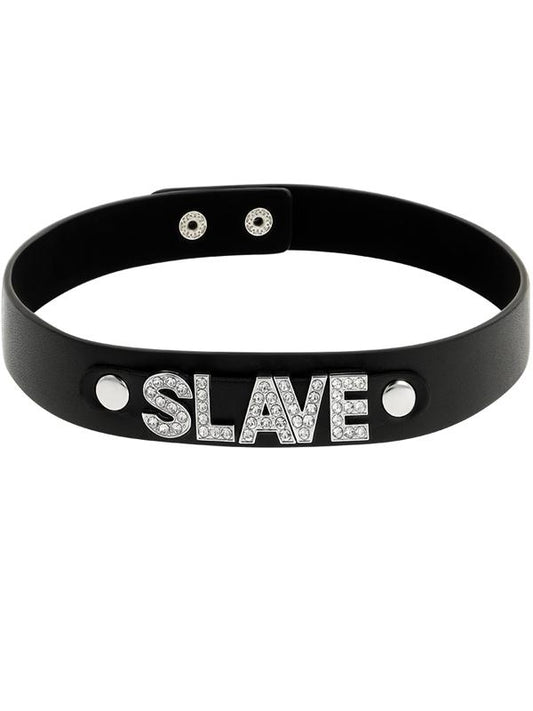 collare nero con scritta slave